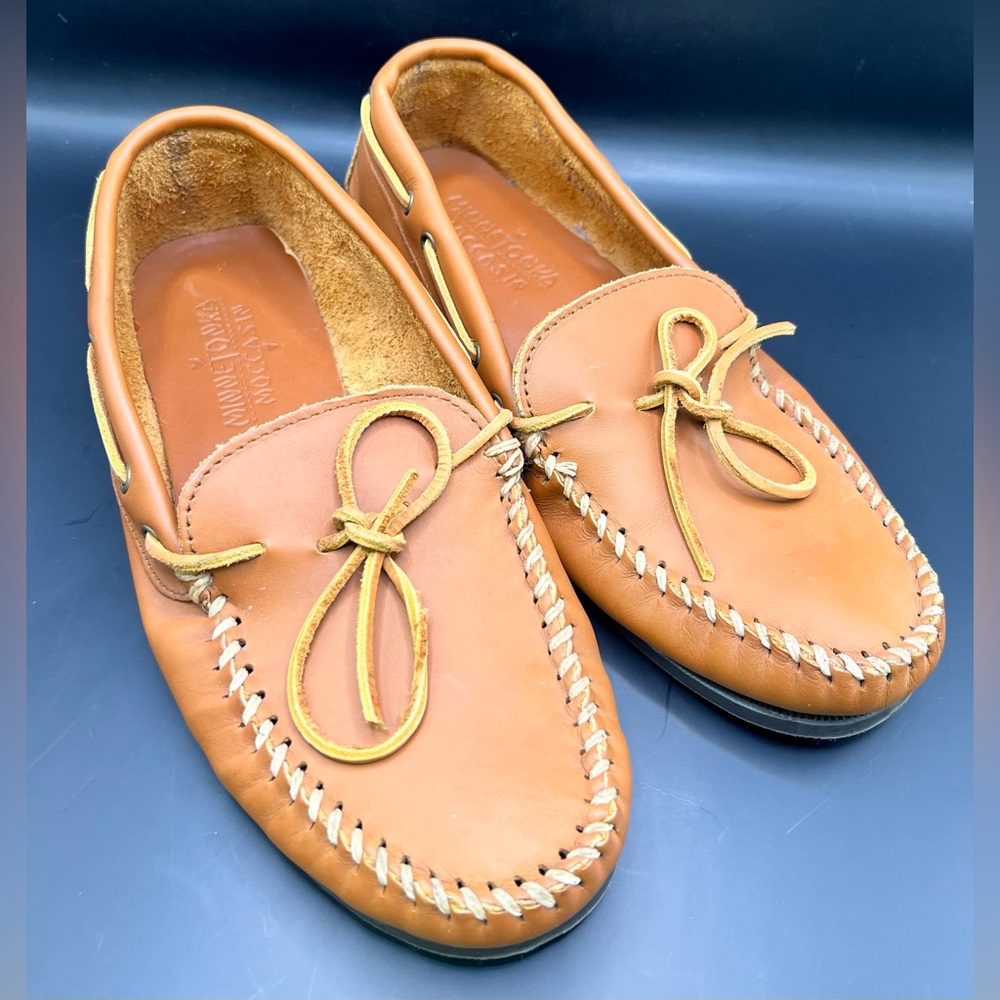 Minnetonka Tan Leather Moccasin Loafers